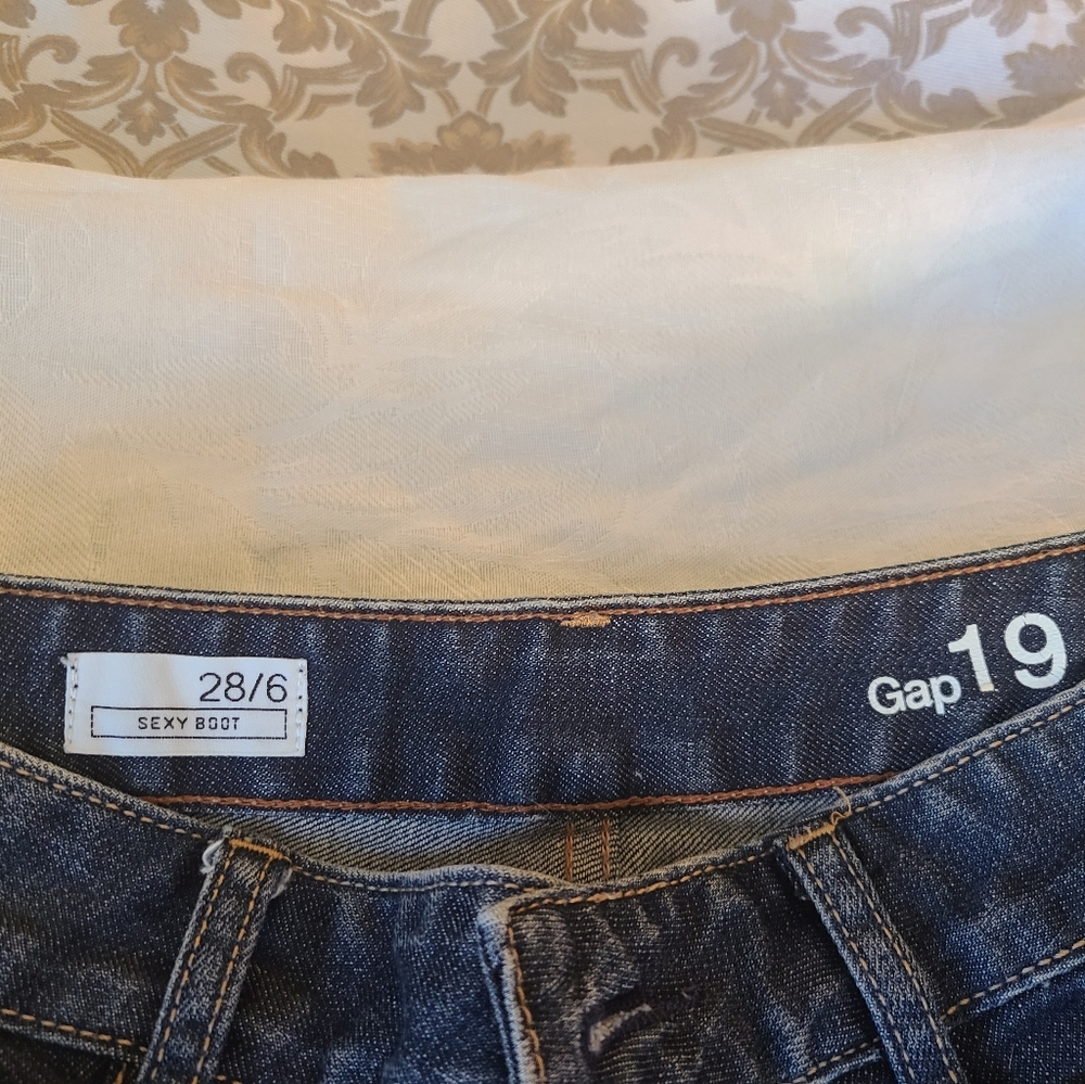 Jeans - Picture 2 of 2